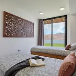 Volcanoa *