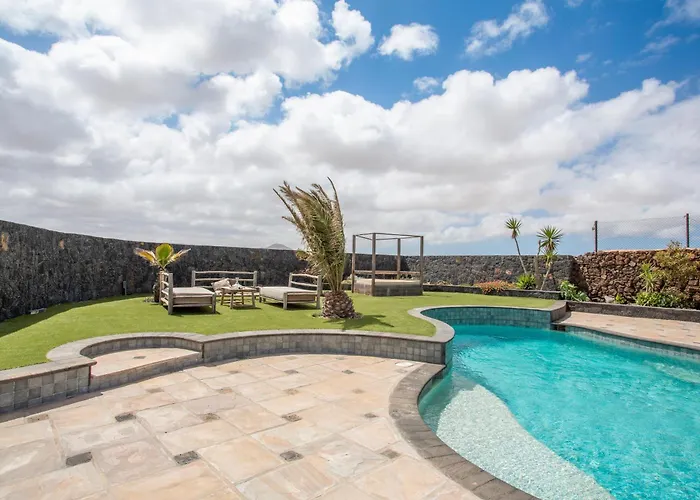 בית נופש Volcanoa *