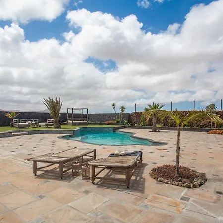 Volcanoa Feriehus Villaverde (Fuerteventura)